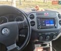 Черный Фольксваген Тигуан, объемом двигателя 1.97 л и пробегом 340 тыс. км за 11300 $, фото 7 на Automoto.ua