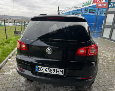 Черный Фольксваген Тигуан, объемом двигателя 1.97 л и пробегом 270 тыс. км за 12200 $, фото 4 на Automoto.ua