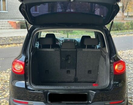 Черный Фольксваген Тигуан, объемом двигателя 2 л и пробегом 360 тыс. км за 5500 $, фото 15 на Automoto.ua