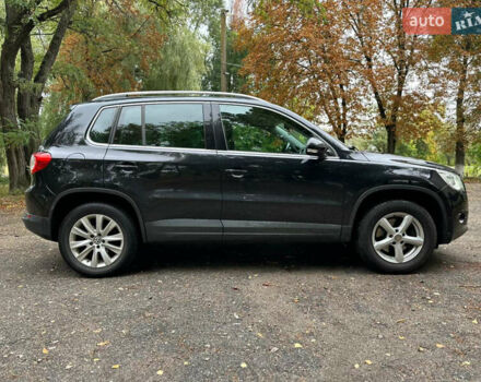 Черный Фольксваген Тигуан, объемом двигателя 1.98 л и пробегом 258 тыс. км за 10600 $, фото 7 на Automoto.ua