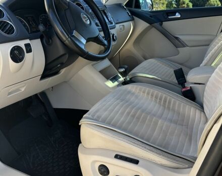 Черный Фольксваген Тигуан, объемом двигателя 2 л и пробегом 255 тыс. км за 10500 $, фото 12 на Automoto.ua