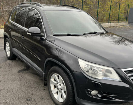 Черный Фольксваген Тигуан, объемом двигателя 1.98 л и пробегом 245 тыс. км за 9400 $, фото 2 на Automoto.ua