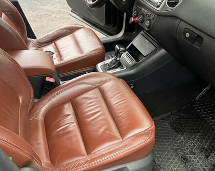 Черный Фольксваген Тигуан, объемом двигателя 1.98 л и пробегом 245 тыс. км за 9400 $, фото 22 на Automoto.ua