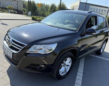 Черный Фольксваген Тигуан, объемом двигателя 2 л и пробегом 205 тыс. км за 4500 $, фото 3 на Automoto.ua