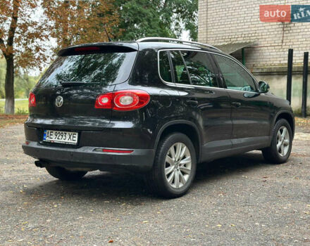 Черный Фольксваген Тигуан, объемом двигателя 1.98 л и пробегом 258 тыс. км за 10600 $, фото 6 на Automoto.ua
