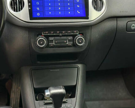 Черный Фольксваген Тигуан, объемом двигателя 1.98 л и пробегом 258 тыс. км за 10600 $, фото 1 на Automoto.ua