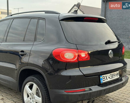 Чорний Фольксваген Тігуан, об'ємом двигуна 2 л та пробігом 290 тис. км за 10200 $, фото 18 на Automoto.ua