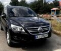 Чорний Фольксваген Тігуан, об'ємом двигуна 2 л та пробігом 245 тис. км за 11900 $, фото 7 на Automoto.ua