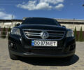 Чорний Фольксваген Тігуан, об'ємом двигуна 2 л та пробігом 270 тис. км за 11500 $, фото 1 на Automoto.ua
