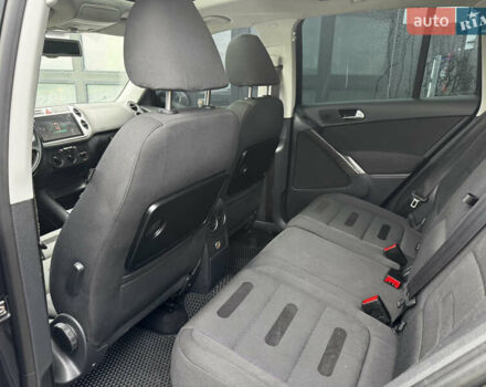 Черный Фольксваген Тигуан, объемом двигателя 1.97 л и пробегом 270 тыс. км за 12200 $, фото 2 на Automoto.ua