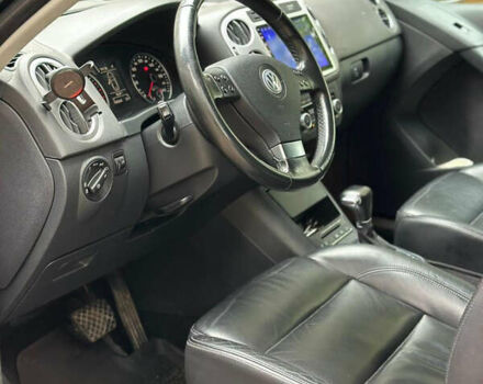 Черный Фольксваген Тигуан, объемом двигателя 1.98 л и пробегом 258 тыс. км за 10600 $, фото 10 на Automoto.ua