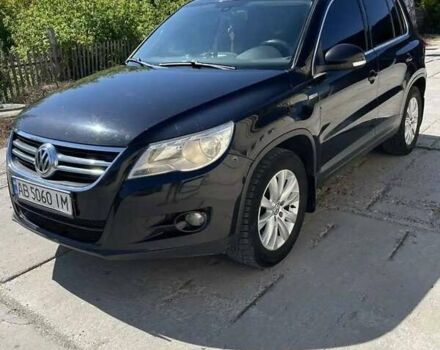 Чорний Фольксваген Тігуан, об'ємом двигуна 2 л та пробігом 300 тис. км за 9600 $, фото 5 на Automoto.ua