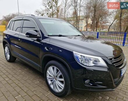 Черный Фольксваген Тигуан, объемом двигателя 2 л и пробегом 195 тыс. км за 13650 $, фото 10 на Automoto.ua