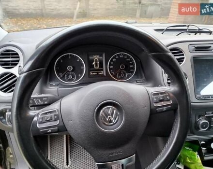 Чорний Фольксваген Тігуан, об'ємом двигуна 1.97 л та пробігом 272 тис. км за 11750 $, фото 8 на Automoto.ua