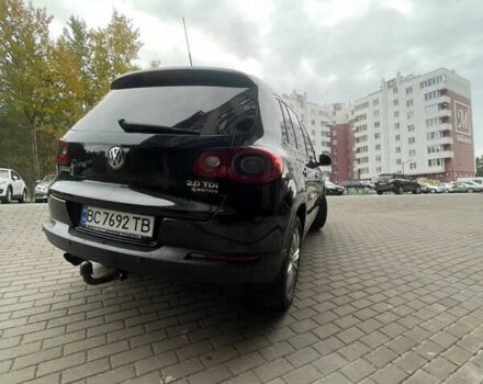 Черный Фольксваген Тигуан, объемом двигателя 2 л и пробегом 317 тыс. км за 10900 $, фото 8 на Automoto.ua