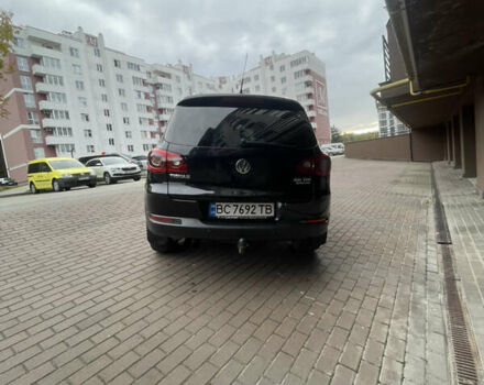 Черный Фольксваген Тигуан, объемом двигателя 2 л и пробегом 317 тыс. км за 10900 $, фото 10 на Automoto.ua