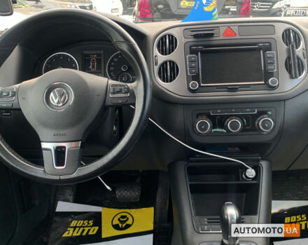 Черный Фольксваген Тигуан, объемом двигателя 2 л и пробегом 253 тыс. км за 10500 $, фото 9 на Automoto.ua