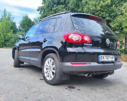 Черный Фольксваген Тигуан, объемом двигателя 2 л и пробегом 269 тыс. км за 12300 $, фото 13 на Automoto.ua