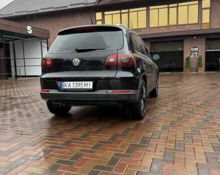 Черный Фольксваген Тигуан, объемом двигателя 2 л и пробегом 285 тыс. км за 13400 $, фото 2 на Automoto.ua