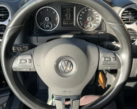 Чорний Фольксваген Тігуан, об'ємом двигуна 2 л та пробігом 170 тис. км за 13900 $, фото 17 на Automoto.ua