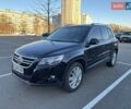 Черный Фольксваген Тигуан, объемом двигателя 1.98 л и пробегом 269 тыс. км за 11500 $, фото 2 на Automoto.ua