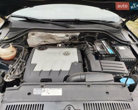 Чорний Фольксваген Тігуан, об'ємом двигуна 1.97 л та пробігом 272 тис. км за 11750 $, фото 2 на Automoto.ua