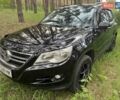 Черный Фольксваген Тигуан, объемом двигателя 1.97 л и пробегом 210 тыс. км за 11500 $, фото 1 на Automoto.ua