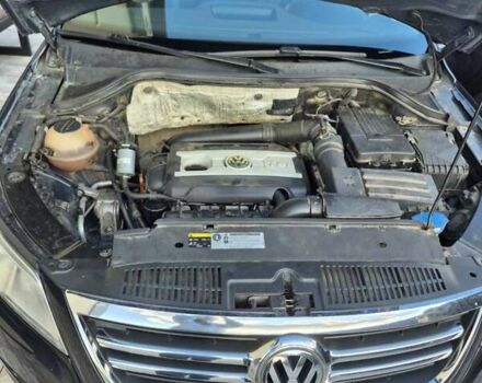 Чорний Фольксваген Тігуан, об'ємом двигуна 2 л та пробігом 218 тис. км за 9300 $, фото 3 на Automoto.ua