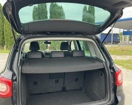 Черный Фольксваген Тигуан, объемом двигателя 1.97 л и пробегом 209 тыс. км за 12500 $, фото 8 на Automoto.ua