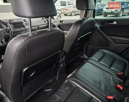 Черный Фольксваген Тигуан, объемом двигателя 0 л и пробегом 156 тыс. км за 14800 $, фото 12 на Automoto.ua