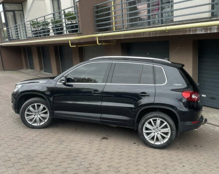 Черный Фольксваген Тигуан, объемом двигателя 2 л и пробегом 317 тыс. км за 10900 $, фото 19 на Automoto.ua