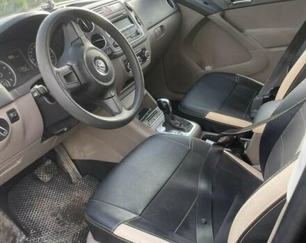 Черный Фольксваген Тигуан, объемом двигателя 2 л и пробегом 180 тыс. км за 8200 $, фото 6 на Automoto.ua