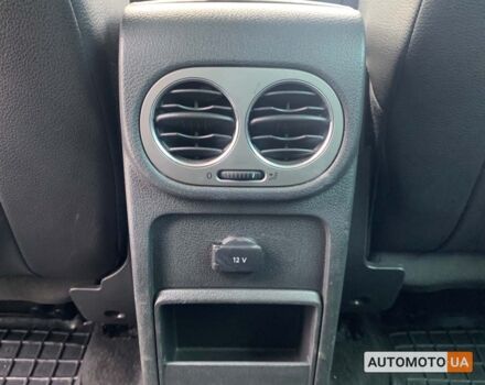 Черный Фольксваген Тигуан, объемом двигателя 2 л и пробегом 253 тыс. км за 10500 $, фото 19 на Automoto.ua