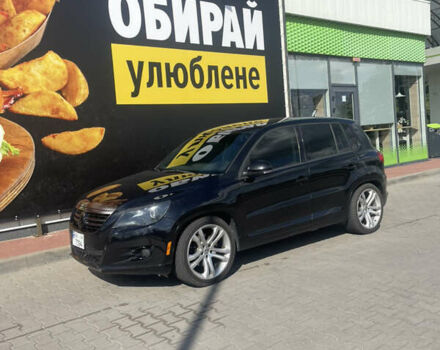 Черный Фольксваген Тигуан, объемом двигателя 2 л и пробегом 225 тыс. км за 9400 $, фото 2 на Automoto.ua