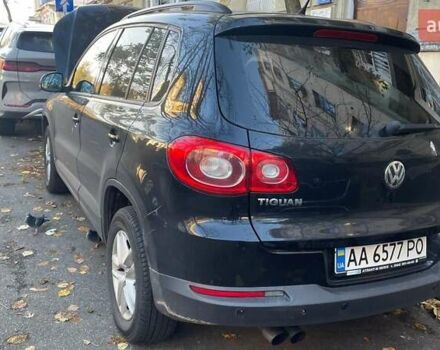 Черный Фольксваген Тигуан, объемом двигателя 2 л и пробегом 223 тыс. км за 10450 $, фото 2 на Automoto.ua