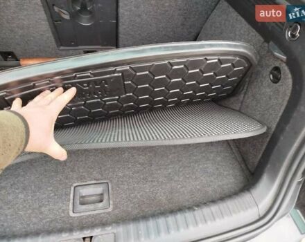 Чорний Фольксваген Тігуан, об'ємом двигуна 1.97 л та пробігом 272 тис. км за 11750 $, фото 7 на Automoto.ua