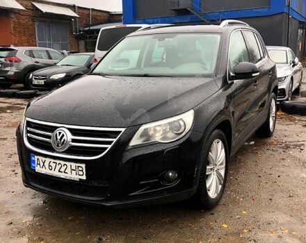 Черный Фольксваген Тигуан, объемом двигателя 2 л и пробегом 212 тыс. км за 11000 $, фото 4 на Automoto.ua