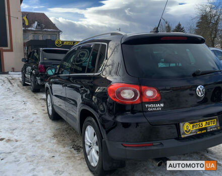 Черный Фольксваген Тигуан, объемом двигателя 2 л и пробегом 253 тыс. км за 10500 $, фото 5 на Automoto.ua