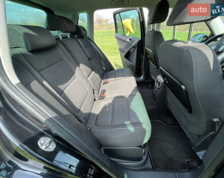 Чорний Фольксваген Тігуан, об'ємом двигуна 2 л та пробігом 260 тис. км за 13000 $, фото 9 на Automoto.ua