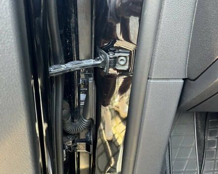 Чорний Фольксваген Тігуан, об'ємом двигуна 2 л та пробігом 170 тис. км за 13900 $, фото 21 на Automoto.ua