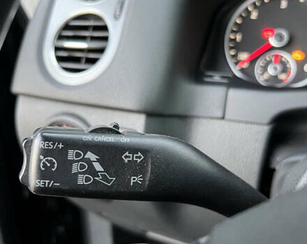 Черный Фольксваген Тигуан, объемом двигателя 1.97 л и пробегом 265 тыс. км за 12300 $, фото 16 на Automoto.ua