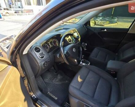 Чорний Фольксваген Тігуан, об'ємом двигуна 1.97 л та пробігом 148 тис. км за 13500 $, фото 12 на Automoto.ua