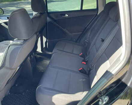 Черный Фольксваген Тигуан, объемом двигателя 2 л и пробегом 317 тыс. км за 10900 $, фото 25 на Automoto.ua