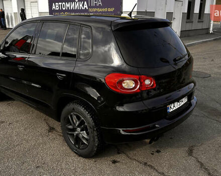 Черный Фольксваген Тигуан, объемом двигателя 2 л и пробегом 225 тыс. км за 9400 $, фото 13 на Automoto.ua