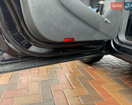 Чорний Фольксваген Тігуан, об'ємом двигуна 2 л та пробігом 285 тис. км за 13500 $, фото 9 на Automoto.ua
