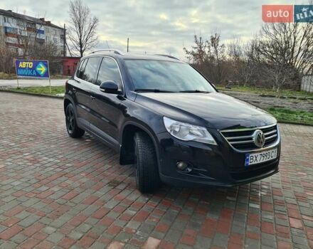 Черный Фольксваген Тигуан, объемом двигателя 2 л и пробегом 252 тыс. км за 14700 $, фото 4 на Automoto.ua