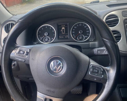 Черный Фольксваген Тигуан, объемом двигателя 2 л и пробегом 158 тыс. км за 10800 $, фото 11 на Automoto.ua