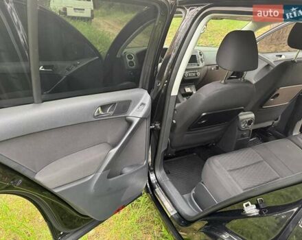 Черный Фольксваген Тигуан, объемом двигателя 1.97 л и пробегом 210 тыс. км за 11500 $, фото 6 на Automoto.ua