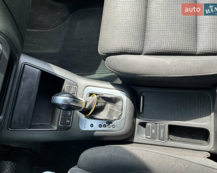 Чорний Фольксваген Тігуан, об'ємом двигуна 2 л та пробігом 260 тис. км за 13000 $, фото 19 на Automoto.ua