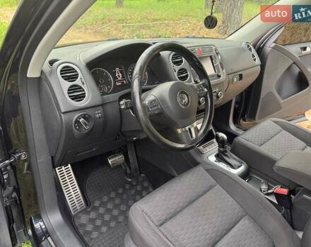 Черный Фольксваген Тигуан, объемом двигателя 1.97 л и пробегом 210 тыс. км за 11500 $, фото 12 на Automoto.ua